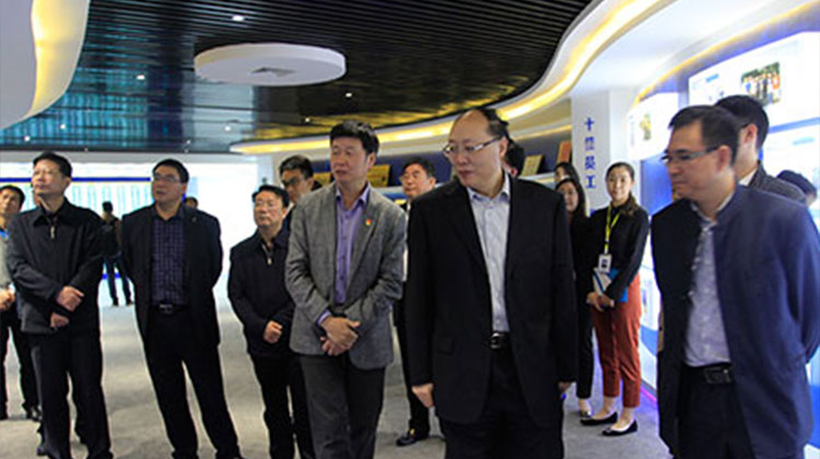 leader-img10